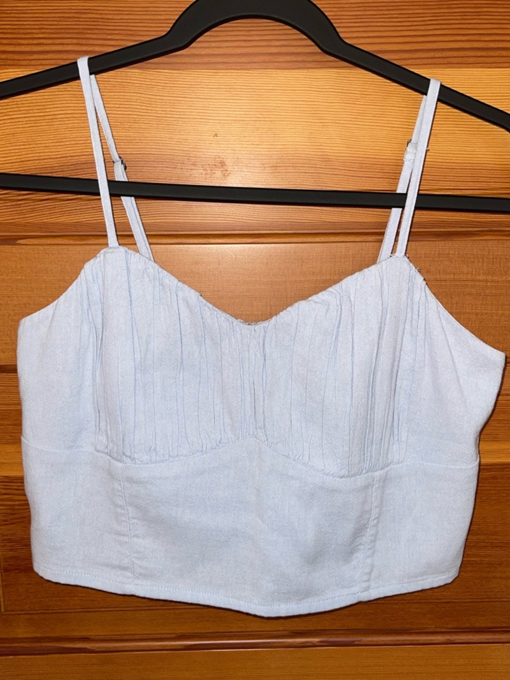Hollister Pale Blue Cropped Cami with Sweetheart Bust - LARGE - NWOT